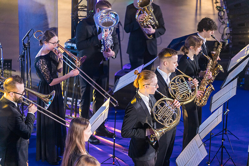 LU Pūtēju orķestris aicina uz koncertu un muzikālu piedzīvojumu!